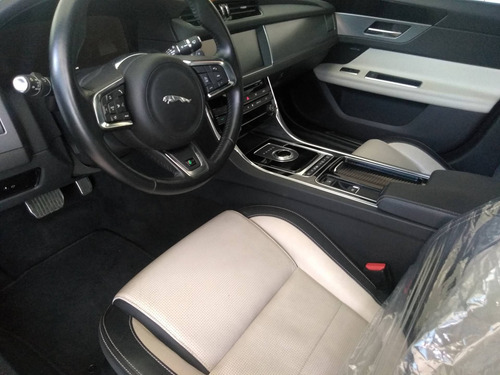 Jaguar Xf 2.0 R-sport Turbocharged Gasolina 4p Automático