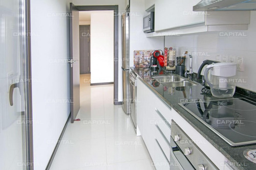 Moderno Apartamento De Dos Dormitorios - Punta Del Este- Ref: 30614