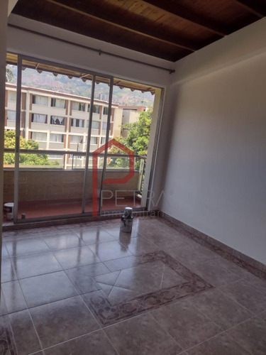 Se Vende Apartamento En Los Colores, Medellín