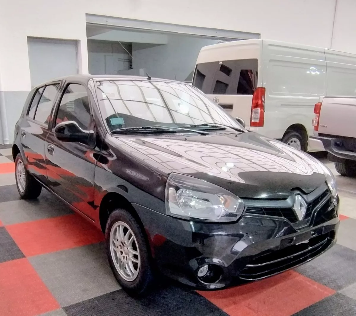 Renault Clio Mio 5p Dynamique Sat 2015 Automotores Gps