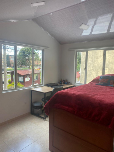 Imagen 11 de 17 de Casa En Venta En Bogotá Modelia. Cod 100702669