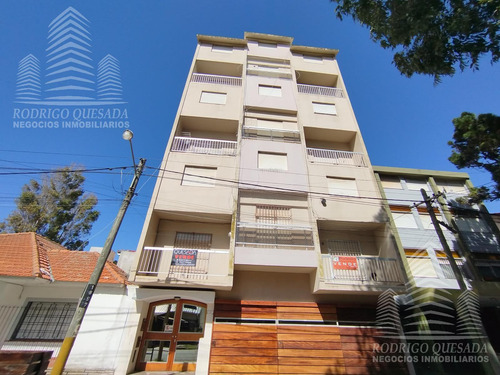 Departamento 2 Ambientes Amplio !!