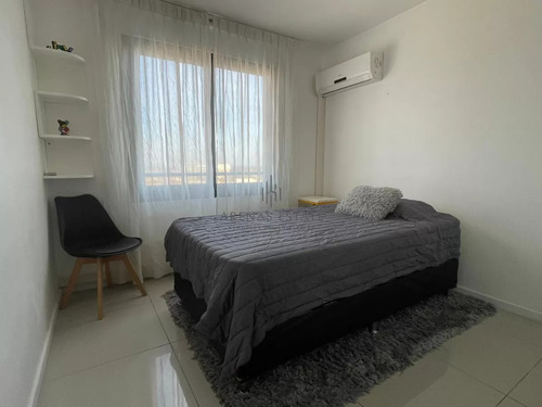 Torres Barcelona En Venta , Apartamento De 3 Dormitorios