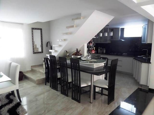 Imagen 5 de 14 de Casa En Venta En Cumbres De Curumo 22-17151 Angela Sánchez 04141417214