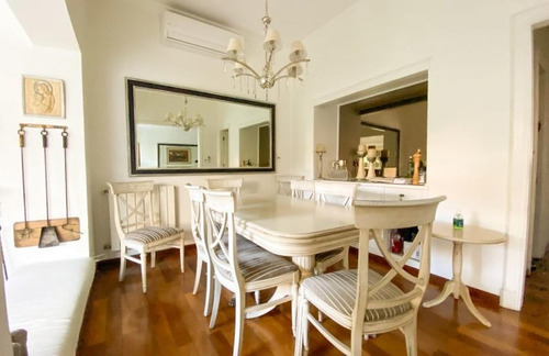Casa 5 Dormitorios En Carrasco, Montevideo