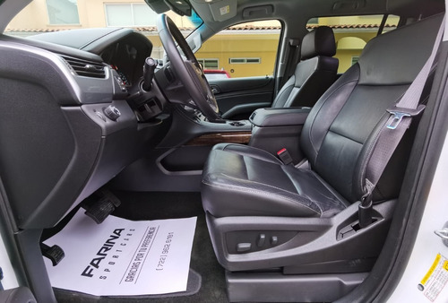 Imagen 10 de 15 de Chevrolet Suburban Lt