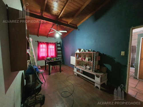Imagen 13 de 22 de Casa 3 Ambientes Venta Paso Del Rey Con Piscina