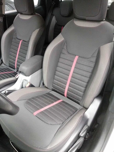 Imagem 9 de 9 de Fiat Toro 2018 1.8 16v Freedom Flex 4x2 Aut. 4p
