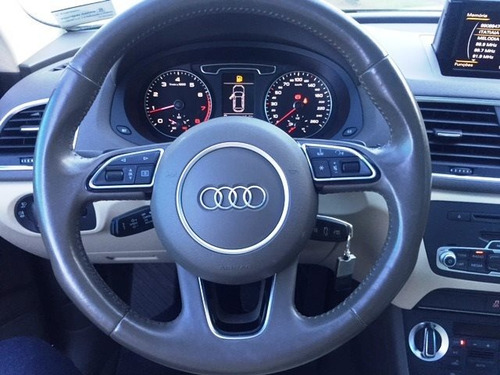 Audi Q3 2.0 Tfsi Ambiente Quattro 4p Gasolina S Tronic