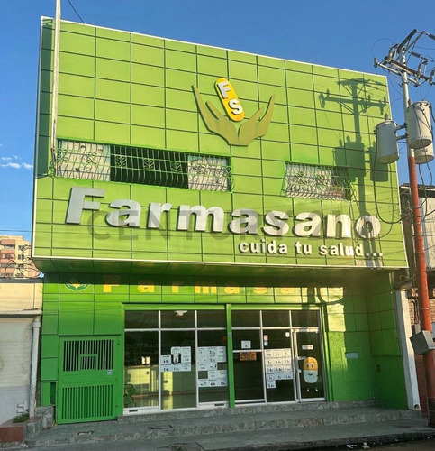 Local Y Fondo De Comercio, En El Centro De Puerto La Cruz. Anzoátegui 