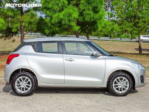Imagen 6 de 25 de Suzuki Swift 1.2 Gl Extra Full 2023 0km | Permuta / Financia