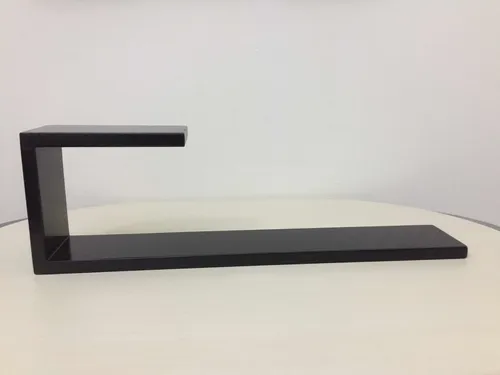 Repisa Negra En Forma De C