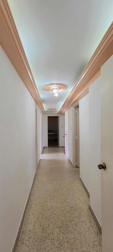 Avenida Libertador Y Chacaito Apartamento En Venta Ach