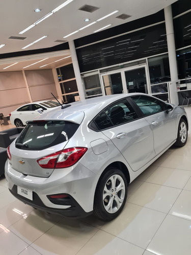 Imagen 2 de 15 de Nuevo Chevrolet Cruze 5p Lt Automatico 1.4 Turbo 153cv Mb