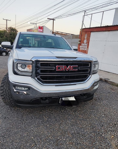 GMC Sierra 5.4 Cabina Regular Sle 4x4 At