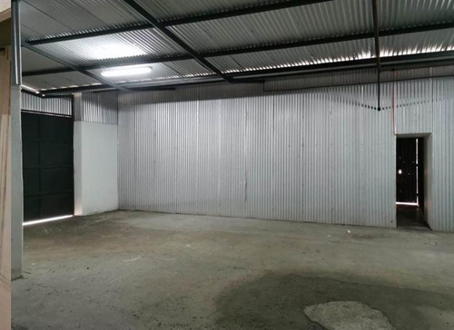 Imagen 3 de 5 de Industrial En Arriendo En Santiago