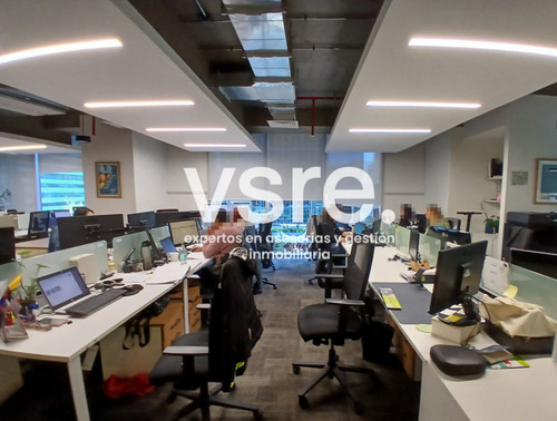 Increible Oficina Habilitada Y Amoblada A+ Nueva Las Condes