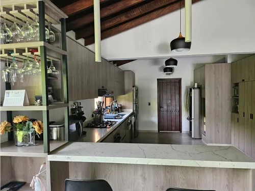 Venta Apartamento 2457 Mts2, Cerritos, Oeste De Pereira.18-2s1