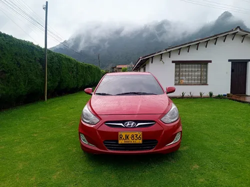 Hyundai Accent 1.6l 4 p