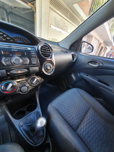 Toyota Etios 1.5 Xls 2013