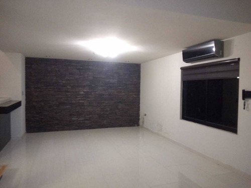 Imagen 6 de 23 de Casa En Renta Fracc Lomas Del Parque En Durango