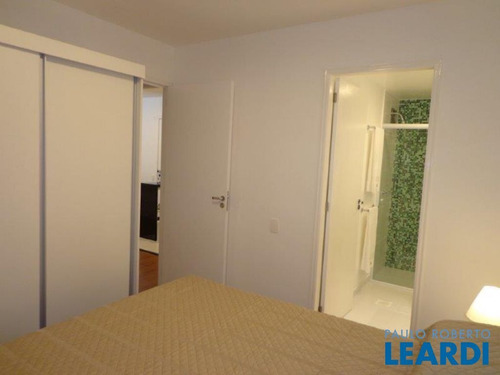 Imagem 7 de 14 de Flat - Itaim Bibi - Sp - 576685