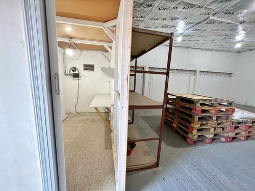 Imagen 13 de 14 de Venta Deposito Con Local Comercial Y Cocheras