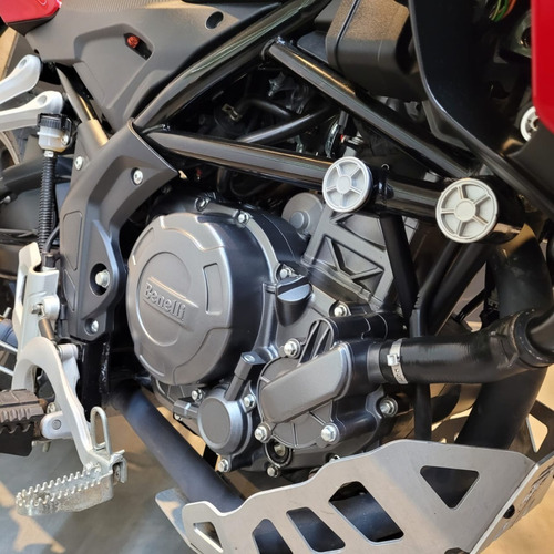 Imagen 11 de 21 de Benelli Trk 251 - Usado Seleccionado