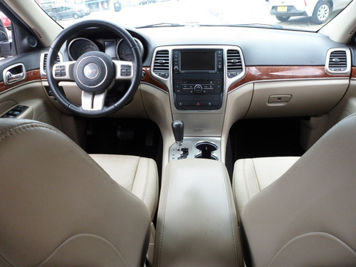 Imagem 11 de 15 de Jeep Grand Cherokee