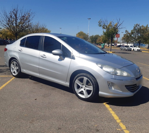 Imagen 2 de 9 de Peugeot 408 Hdi 2012