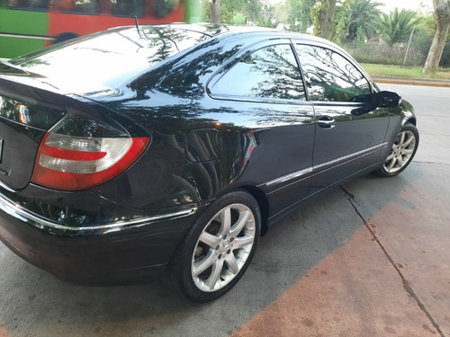 Imagen 6 de 9 de Mercedes Benz Clase C 230 V6 At Sportcoupé Evolution