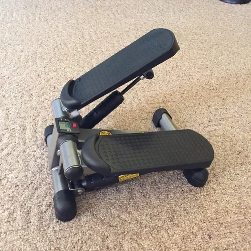 Gold's gym mini stepper with monitor sale