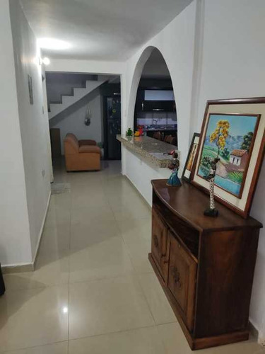 Imagen 7 de 13 de Casa En Venta En Lomas De La Hacienda, San Diego.