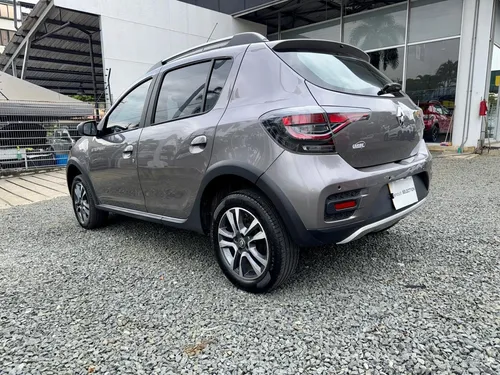 Renault Stepway 1.6 Dynamique / Intens Automática