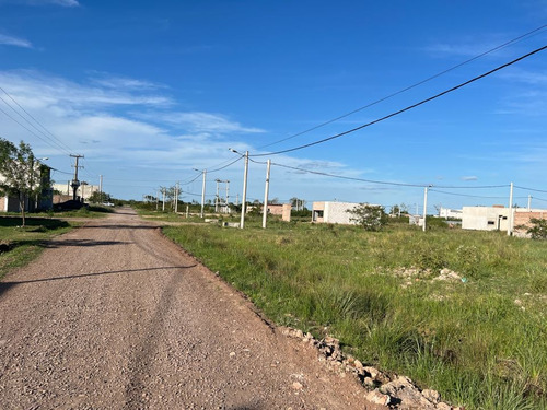 Hermosos Terrenos Juntos Bº La Emilia Zona Norte