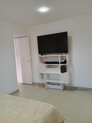 Ph En Venta - 5 Dormitorios 2 Baños - Santa Rita