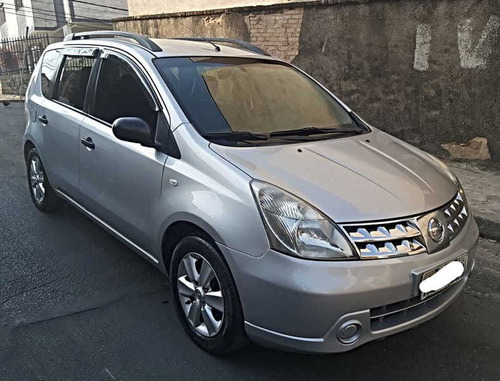 Imagem 3 de 13 de Nissan Livina 16s
