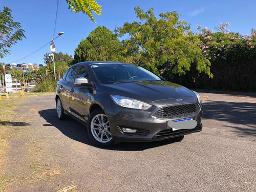 Ford Focus III 1.6 Sedan S