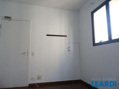 Imagem 9 de 15 de Apartamento - Campo Belo - Sp - 550433