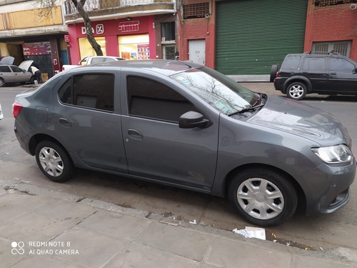 Imagen 2 de 18 de Renault Logan 2019 1.6 Authentique 85cv Nac
