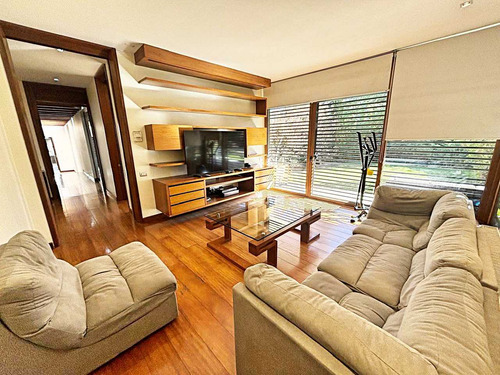 Lo Barnechea // Casa En Condominio (101550)