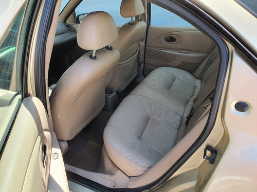 Imagen 14 de 15 de Ford Mystique