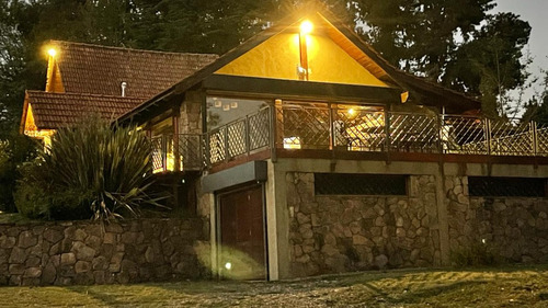 Exclusivo Chalet Privado En Villa Berna- Alquiler Temporal