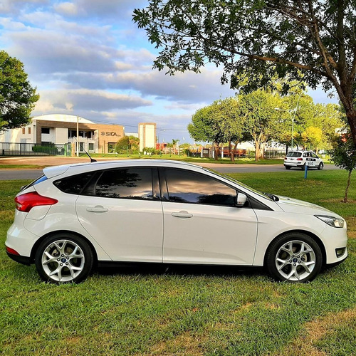 Imagen 13 de 15 de Ford Focus 2016