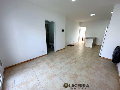 Exclusivo Depto 2 Amb. Con Cochera Y Parrilla