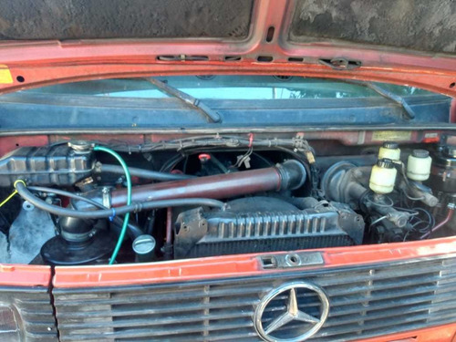 Mercedes Benz 912