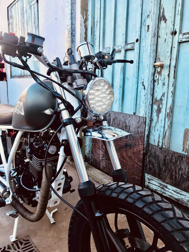 Imagen 14 de 15 de Suzuki Gn 125 Custom