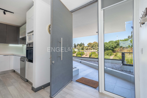 Venta Departamento Con Jardín En Marbella
