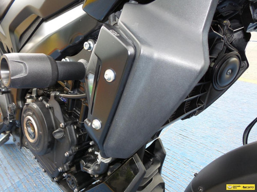 Imagen 22 de 25 de Bajaj Dominar D250