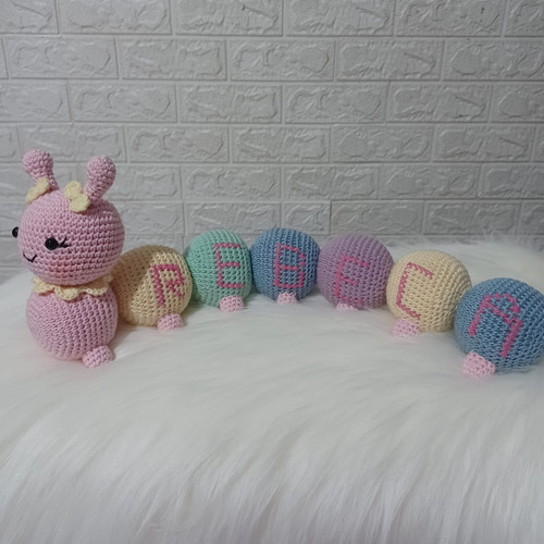 Centopeia Personalizada Com Nome Em Amigurumi